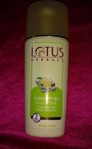 14 185x300 Lotus Herbals Lemonpure Cleansing Milk Review