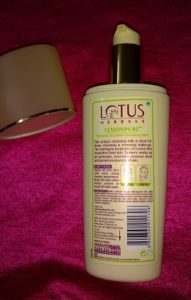15 191x300 Lotus Herbals Lemonpure Cleansing Milk Review