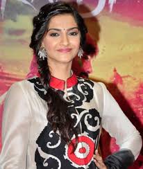 images 17 Get Inspired by Sonam Kapoors Kurti styles