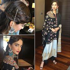 images 18 Get Inspired by Sonam Kapoors Kurti styles