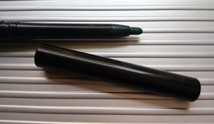 IMG 20170510 123401 300x175 Lakme Eyeconic Regal Green Eye Pencil