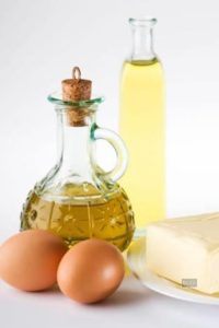 images 39 4 200x300 Egg Oil Beauty Benefits