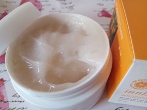 IMG 20170728 101949 300x225 Innisfree Whitening Pore Sleeping Pack Review