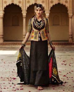 a0474bfcb2d6ad6bde06a2df89444558 indian style indian wear 239x300 Make Statement In Black And Gold