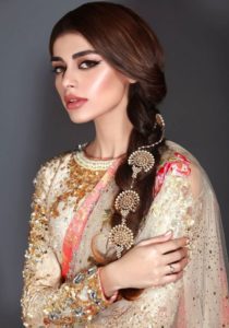 815e12593c3f4df5f0bb5536cd4cc07f dramatic makeup pakistan fashion 210x300 Bridal Makeup Mistakes To Avoid
