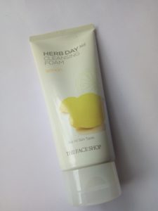 IMG 20170908 134111A 225x300 The Face Shop Herb Day Lemon Cleansing Foam Review