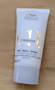 IMG 20171031 125703A 186x300 Wella Professionals Oil Reflections Hair Mask Review