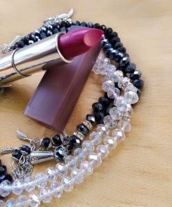 IMG 20171031 130538 249x300 Maybelline Colorsensational Lipstick Mesmerizing Magenta Review