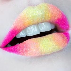images 10 300x300 Playful Ombre Lips Suggestions