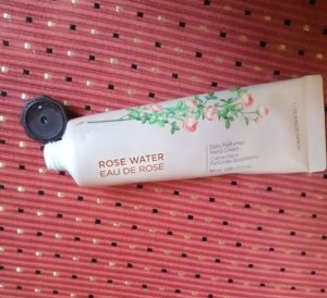 IMG 20171226 114804 300x274 The Face Shop Rose Water Daily Perfumed Hand Cream Review