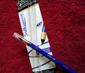 IMG 20180128 124301 300x255 Loreal Infallible Silkissime Eye Pencil Blue Cobalt Review