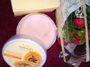 IMG 20180218 131414 300x225 Avon Naturals Brightening Papaya Smoothie Mask Review