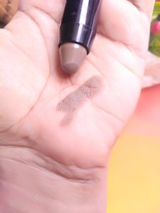 IMG 20180821 124742 225x300 Maybelline New York Fashion Brow Promade Crayon Review